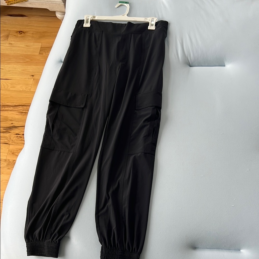 Athleta like new black jogger pants